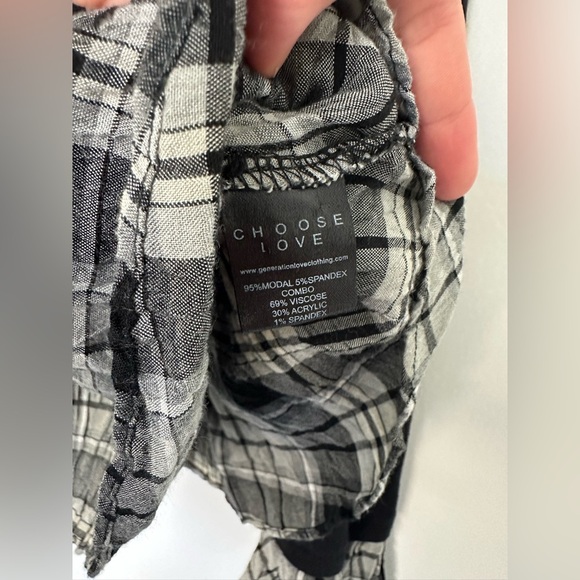 Generation Love Y2K Preppy Top Women’s XS Black Plaid Pullover Bell Sleeve - Picture 6 of 7